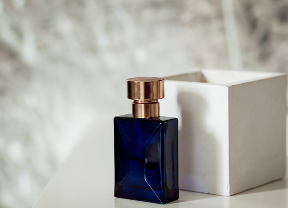 كيفية استخدام العطر